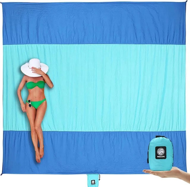 my summer essentials - Wekapo beach blanket